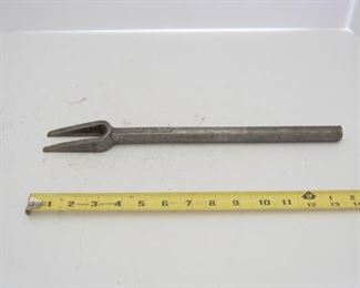 T152	Vintage Herbrand Ball Joint Joint Tie Rod Separator                           $14.95
