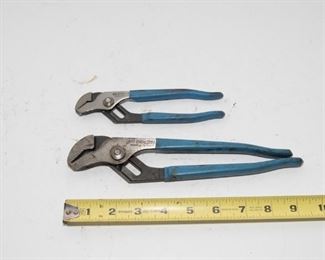 T165	Channel Lock Set of 2 Pliers 420, 426  $12.95