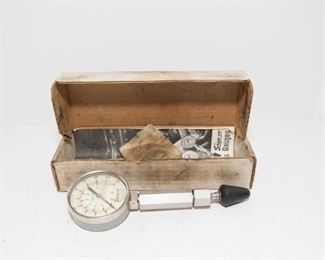 T218	Vintage Snap On Compression Gauge  $22.95