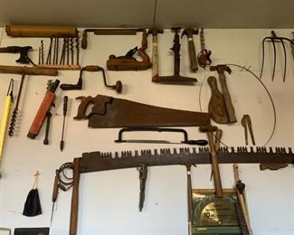 Antique tools 