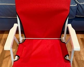 Red beach chair: $5
