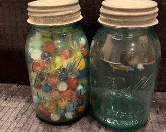 Vintage Marbles & Ball Jars https://ctbids.com/#!/description/share/402929