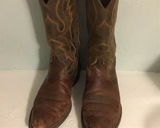 Men's Ariat Boots Size 11D https://ctbids.com/#!/description/share/403000