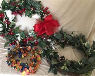 Brand new wreaths https://ctbids.com/#!/description/share/403038