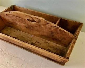 Primitive Wooden Tray https://ctbids.com/#!/description/share/402990