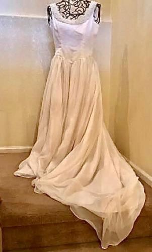 Wedding Dress #5 https://ctbids.com/#!/description/share/403091