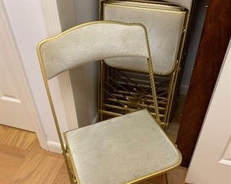 Set of 6 vintage folding chairs in great condition.  Price $75