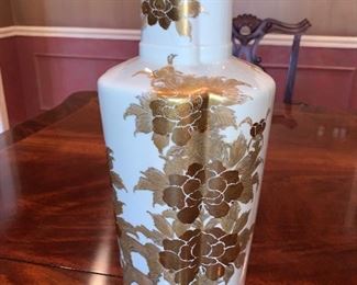 Decorative vase in great condition 15" - $60