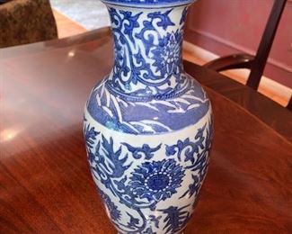 Decorative 12.5" vase in great condition $50