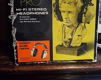 Nova Pro headphone $30