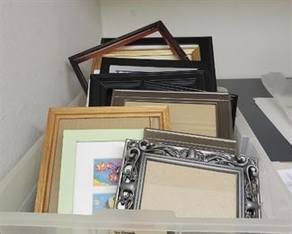 Box of frames $25