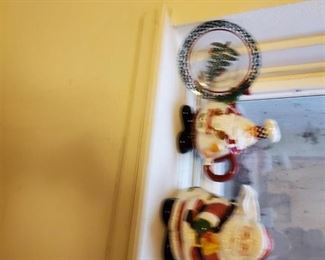 Three-piece lot plate with Santa Claus teapot $20