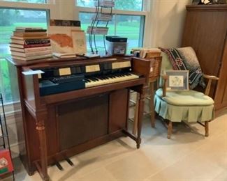 Hammond Organ $480 Item #54