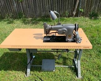 SINGER IRISH EMBROIDERY MACHINE 