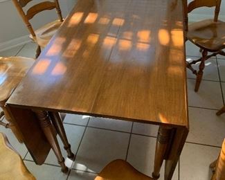 $525 WOW! A rare find ~ Hard rock maple gate leg drop leaf table with eight comfy chairs 