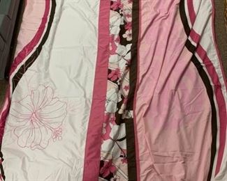 Two Twin Tween Duvets Sets https://ctbids.com/#!/description/share/405164
