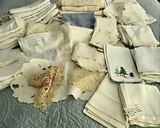 Vintage Linens https://ctbids.com/#!/description/share/405113