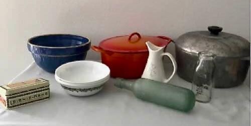 Vintage Kitchen Lot 2 https://ctbids.com/#!/description/share/405019