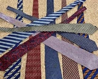 Stefano Ricci Tie Collection https://ctbids.com/#!/description/share/405163
