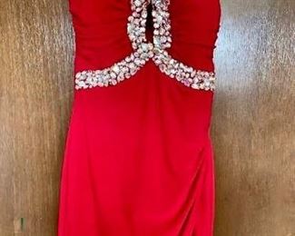 Homecoming Dress https://ctbids.com/#!/description/share/405170