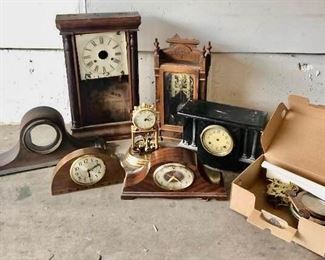 Vintage Clocks/parts #3 https://ctbids.com/#!/description/share/405239