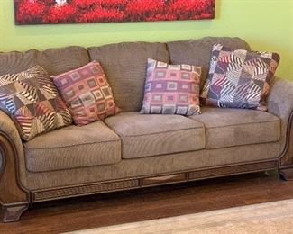 Ashley Furniture Wood Frame Sleeper/Sofa Couch	36x91x36in	HxWxD