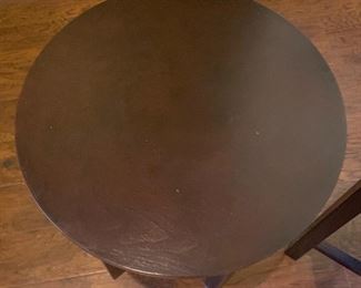 2pc Accent Table Espresso Finish PAIR	22in H x 16in Diameter	