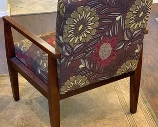 2pc Espresso wood/ Fabric Accent Chairs PAIR	35x27x25in 19in seat height	HxWxD
