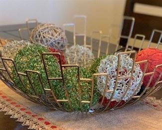 Metal Contemporary Centerpiece Bowl	8in H x 19in Diameter	