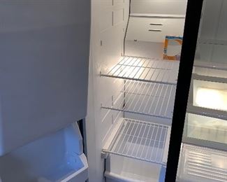 Maytag 25.5 CU FT. Refrigerator Side by Side  MSD2572VEB00	69.5x36x34in	HxWxD (BUYER REMOVAL)