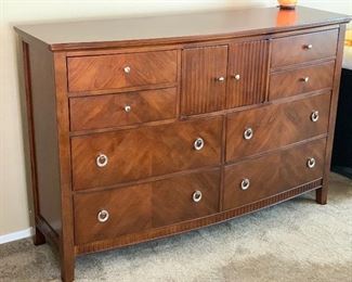 Ashley Furniture LaSalle Rustic Contemporary Dresser	41x63x19inD	HxWxD
