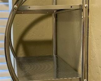 Chrome Towel Rack	21x18x10in	HxWxD