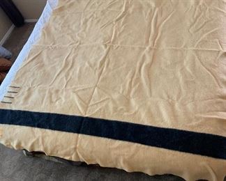 Hudson Bay Wool 4 Point Blanket Blue Stripe Antique	70x84in	