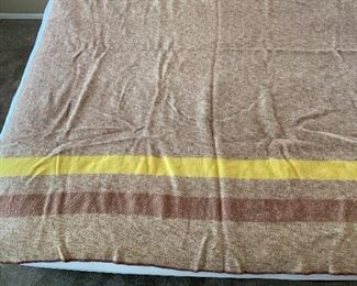 Faribo Antique Wool Blanket	70x83in	