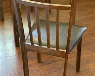 Espresso Table w/ 2 Chairs	29x29.5x29.5in	HxWxD