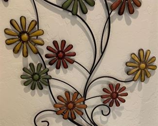 Floral Metal Wall Decor	36in H x 20in W	