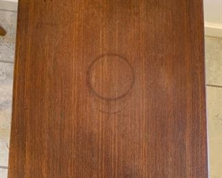 1pc Vintage Accent Table	16x14x11in	HxWxD