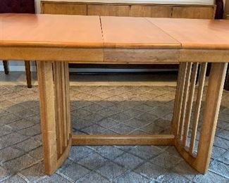 1960s Vintage MCM Dining Room Table	30x40x60-72-84	HxWxD