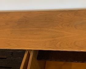 1960s Vintage MCM Long sideboard/Buffet	32x65x18.5in	HxWxD