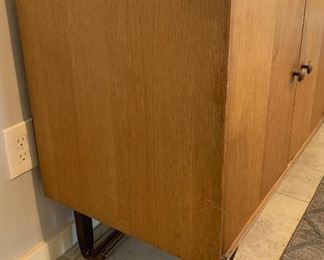 1960s Vintage MCM Long sideboard/Buffet	32x65x18.5in	HxWxD