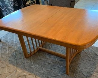 1960s Vintage MCM Dining Room Table	30x40x60-72-84	HxWxD