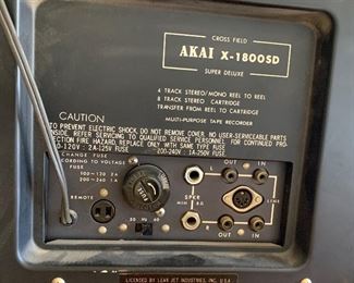 AKAI X-1800SD Reel to Reel Tape Deck w/ 8 Track	16x14x11in	HxWxD