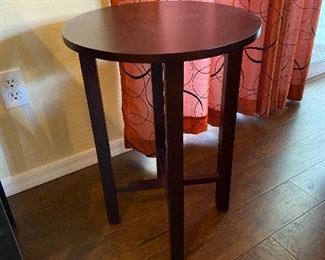 Small circular side table black	22in H x 16in Dia	