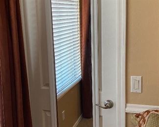 Wall/door mirror	51x15	