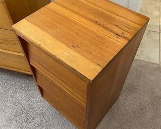 Mid century 3 drawer nightstand	29x16x16in	HxWxD