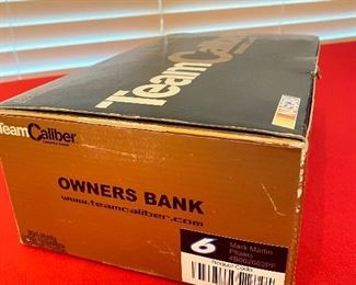 Team Caliber Owners Bank #6 Mark Martin Die Cast 1:24 new Rare NIB 2001Limited Pfizer