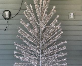 To Bid:  https://everythingmustgoestatesales.com/