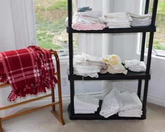 and more linens, etc.