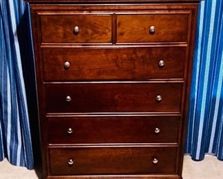 Hickory White Chest of Drawers ===> $500 /OBO