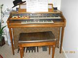 Hammond Organ.